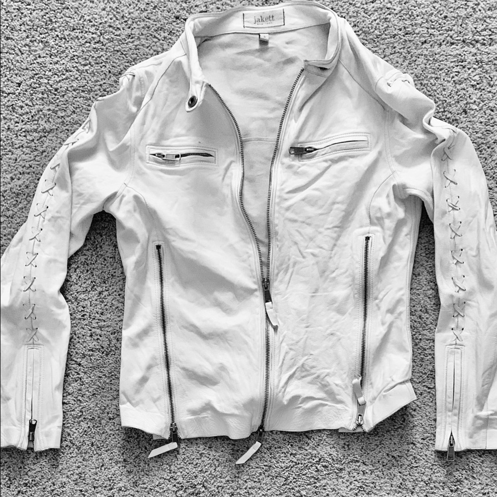 Jackett NYC Women’s Genuine Leather Jacket